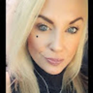 Meet your Posher, Stacy